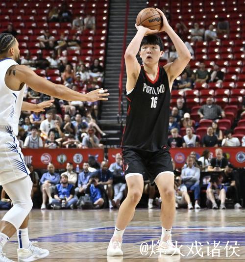 杨瀚森首次两双！攻防升级，篮下单打与体能全开，效率爆表！